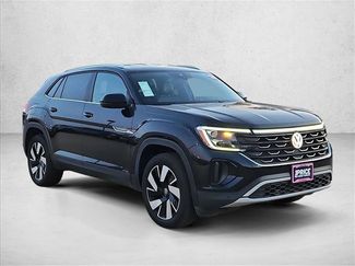 Used 2025 Volkswagen Atlas Cross Sport SE video 3