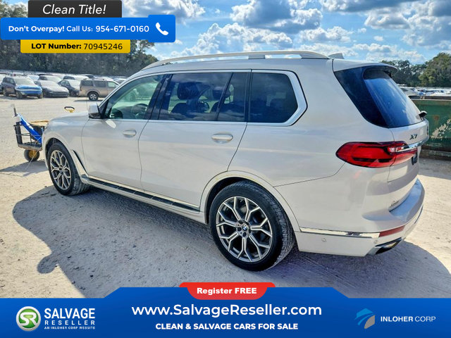 Used 2021 BMW X7 xDrive40i w/ Parking Assistance Package AWD/4WD image 3