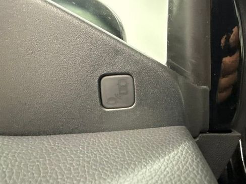 Used 2023 Honda Passport TrailSport image 9