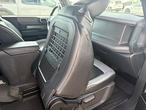 Used 2024 Ford Bronco Black Diamond AWD/4WD image 40