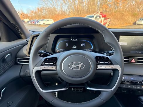 New 2026 Hyundai Elantra SEL Sport Premium FWD image 18