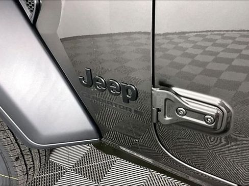 New 2026 Jeep Gladiator Sport image 10