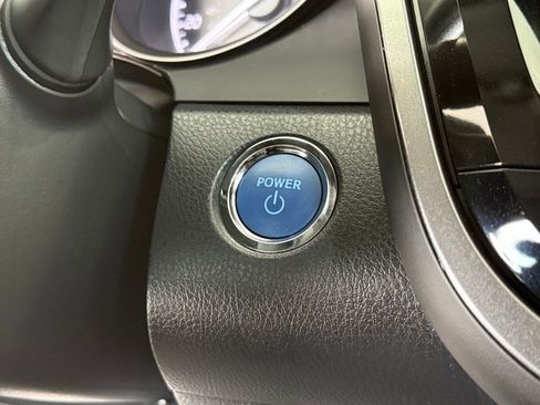 Certified 2023 Toyota Camry SE image 30