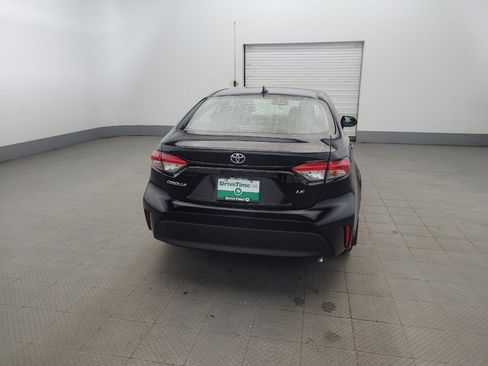 Used 2024 Toyota Corolla LE image 7