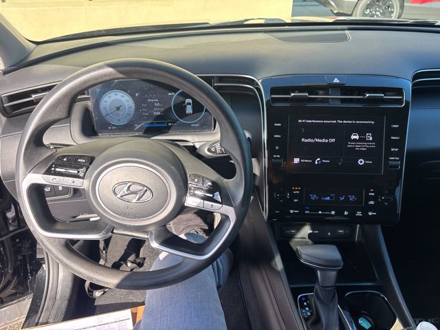 Used 2024 Hyundai Tucson SEL FWD image 2