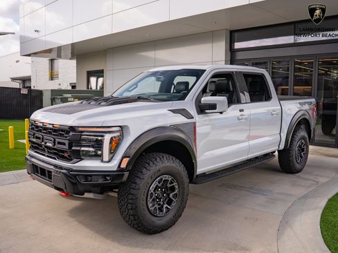 Used 2025 Ford F150 Raptor w/ Equipment Group 803A Raptor R image 16