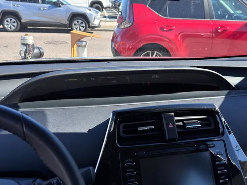 Used 2021 Toyota Prius Prime LE image 19