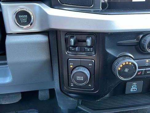 New 2026 Ford F250 XLT w/ XLT Premium Package AWD/4WD image 27