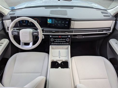 Used 2024 Hyundai Santa Fe SE image 21