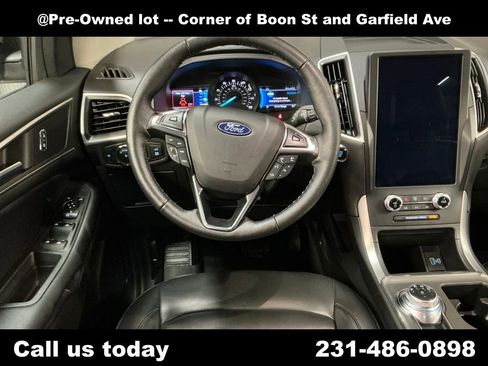 Used 2022 Ford Edge SEL w/ Convenience Package AWD/4WD image 16