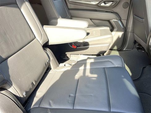 Used 2024 GMC Yukon XL Denali image 22