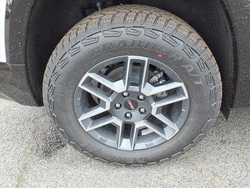 New 2026 GMC Terrain AT4 w/ Convenience Package III image 8