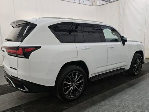 Used 2025 Lexus LX 700h F Sport image 5