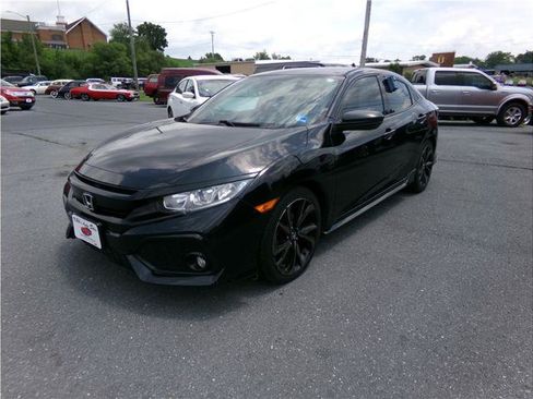 Used 2017 Honda Civic Sport image 1