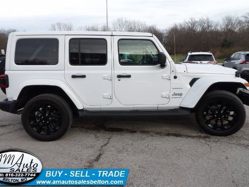 Used 2023 Jeep Wrangler Sahara w/ Cold Weather Group AWD/4WD image 6