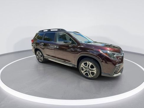 Certified 2025 Subaru Ascent Touring AWD/4WD image 9