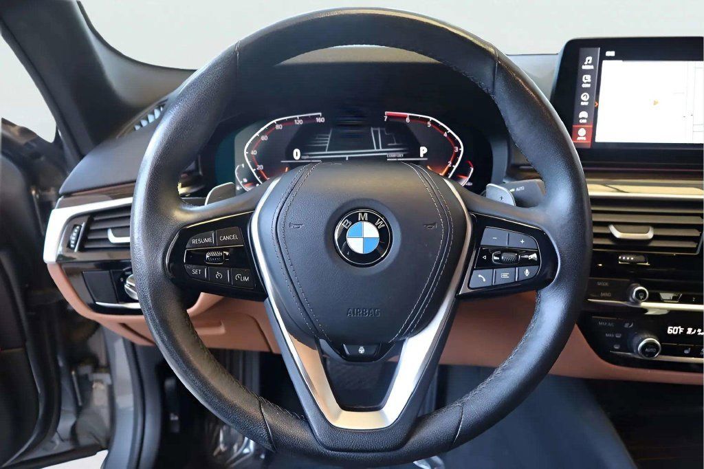 Used 2023 BMW 530i xDrive w/ Premium Package AWD/4WD image 12