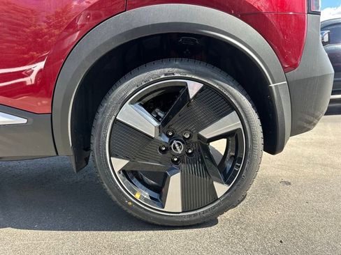 New 2025 Nissan Kicks SR image 33