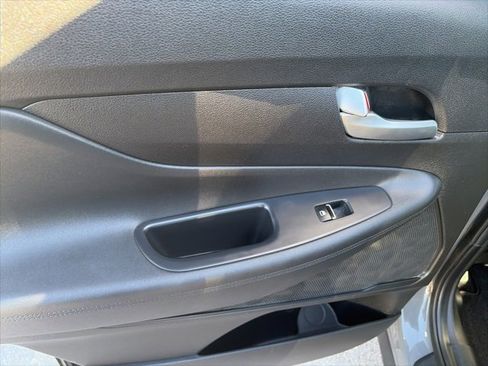 Used 2021 Hyundai Santa Fe SEL image 12