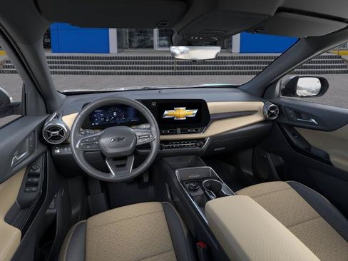 New 2026 Chevrolet Equinox ACTIV w/ Safety and Technology Package AWD/4WD image 15