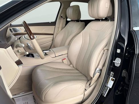 Used 2017 Mercedes-Benz S 550 Sedan image 13