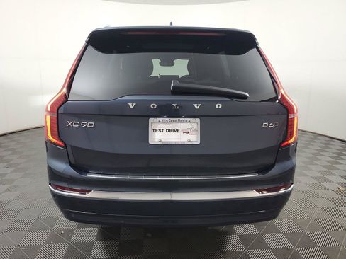 Used 2026 Volvo XC90 B6 Plus w/ Protection Package Premier AWD/4WD image 5