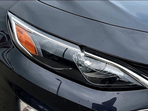 Used 2023 Chevrolet Malibu LT w/ Driver Confidence Package image 28