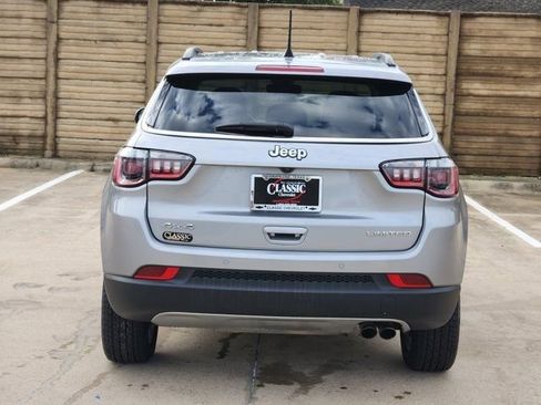 Used 2021 Jeep Compass Limited image 14