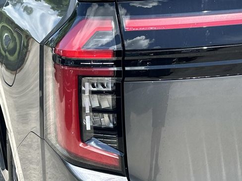 New 2026 Nissan Armada Platinum Reserve AWD/4WD image 12