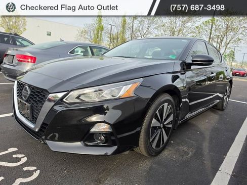 Used 2022 Nissan Altima 2.5 SL image 1