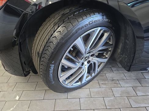 Used 2024 Mercedes-Benz E 350 4MATIC Sedan image 35