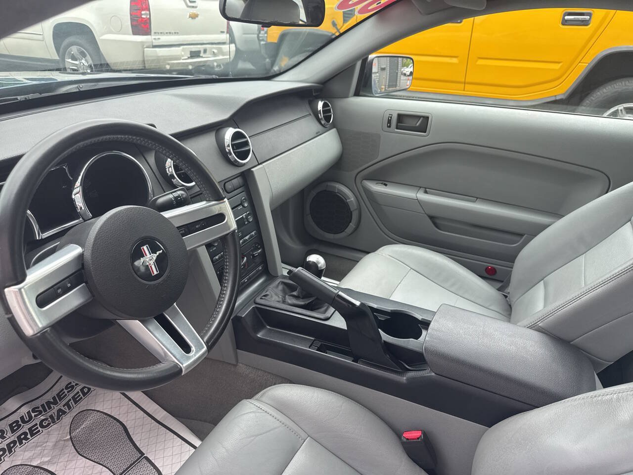 Used 2006 Ford Mustang Coupe RWD image 15