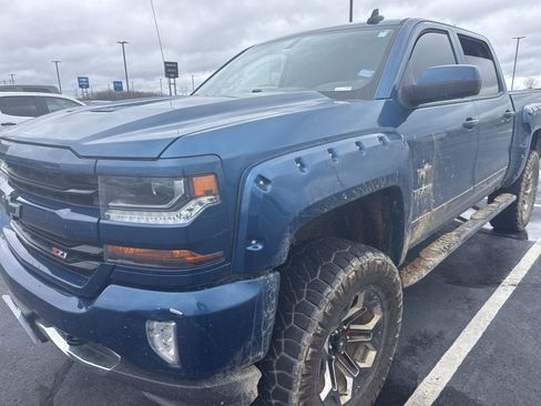 Used 2018 Chevrolet Silverado 1500 LT w/ Texas Edition image 1