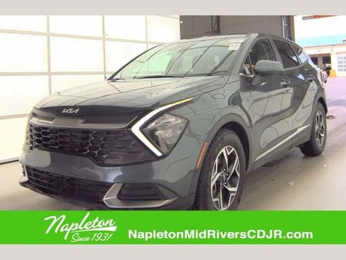 Used 2023 Kia Sportage LX FWD image 1