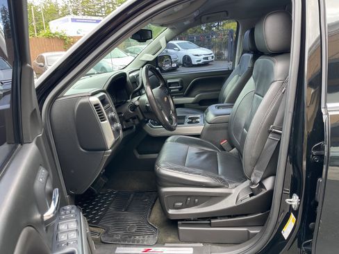 Used 2018 Chevrolet Silverado 1500 LTZ Z71 w/ LTZ Plus Package image 9