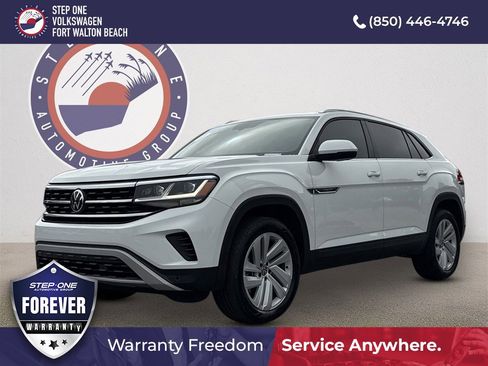 Used 2023 Volkswagen Atlas Cross Sport SE image 1