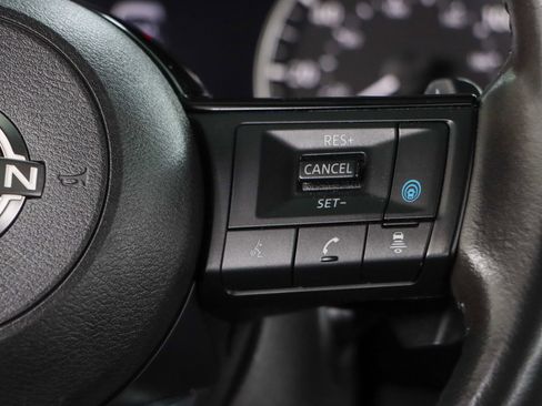 Used 2023 Nissan Rogue SV w/ SV Premium B Package FWD image 14