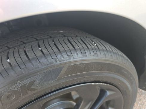 Used 2025 Honda Accord SE image 4