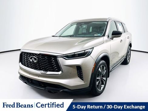 Used 2023 INFINITI QX60 Luxe w/ Performance Audio Package AWD/4WD image 3