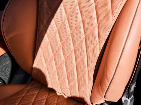 Used 2023 Mercedes-Benz S 580 4MATIC Sedan image 46