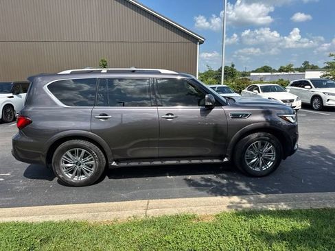 Used 2023 INFINITI QX80 Luxe w/ All-Season Package AWD/4WD image 34