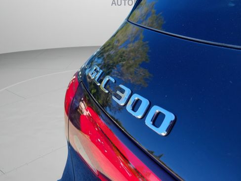 Used 2026 Mercedes-Benz GLC 300 image 33
