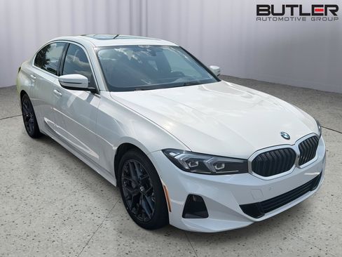 Certified 2025 BMW 330i Sedan w/ Premium Package RWD image 6
