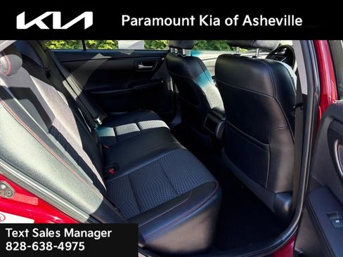 Used 2015 Toyota Camry SE image 22