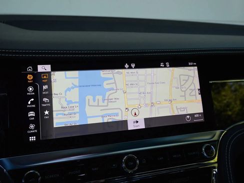 Used 2022 Bentley Flying Spur V8 image 46