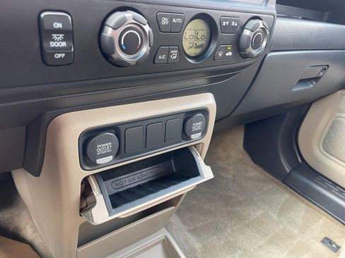 Used 2011 Honda Ridgeline RTS image 21