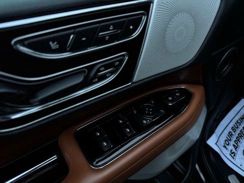 Used 2020 Lincoln Navigator L Reserve w/ Equipment Group 208A Reserve image 15