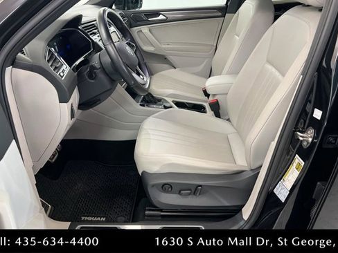 Used 2022 Volkswagen Tiguan SE R-Line AWD/4WD image 17