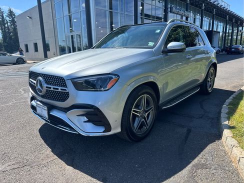 Used 2026 Mercedes-Benz GLE 450 4MATIC image 3