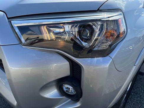 Used 2023 Toyota 4Runner SR5 Premium image 9